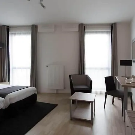 Apartahotel Tulip Lille Grand Stade Villeneuve-d'Ascq