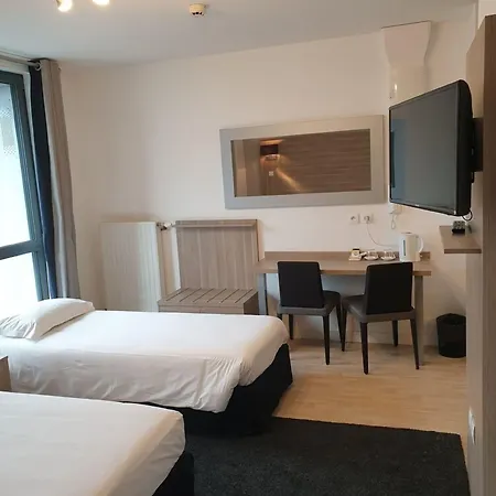 Tulip Lille Grand Stade Hotel 3*