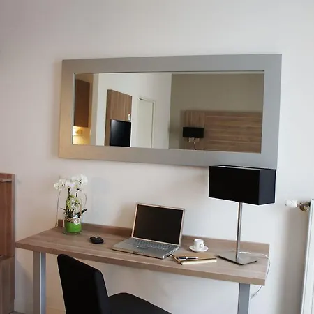 Tulip Lille Grand Stade Apartahotel 3*