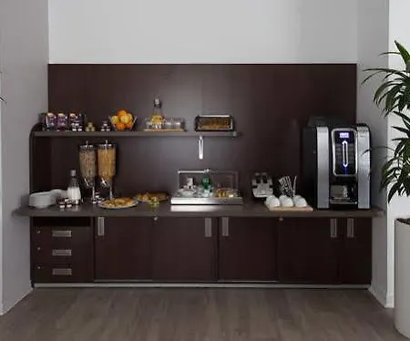 Tulip Lille Grand Stade Apartahotel 3*